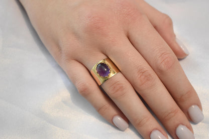 14K Solid Gold Amethyst Ring,Elegant Unique Design Stackable Jewellery Ring,14K Wedding Ring for Her,14K Amethyst Ring,Cabochon Amethyst