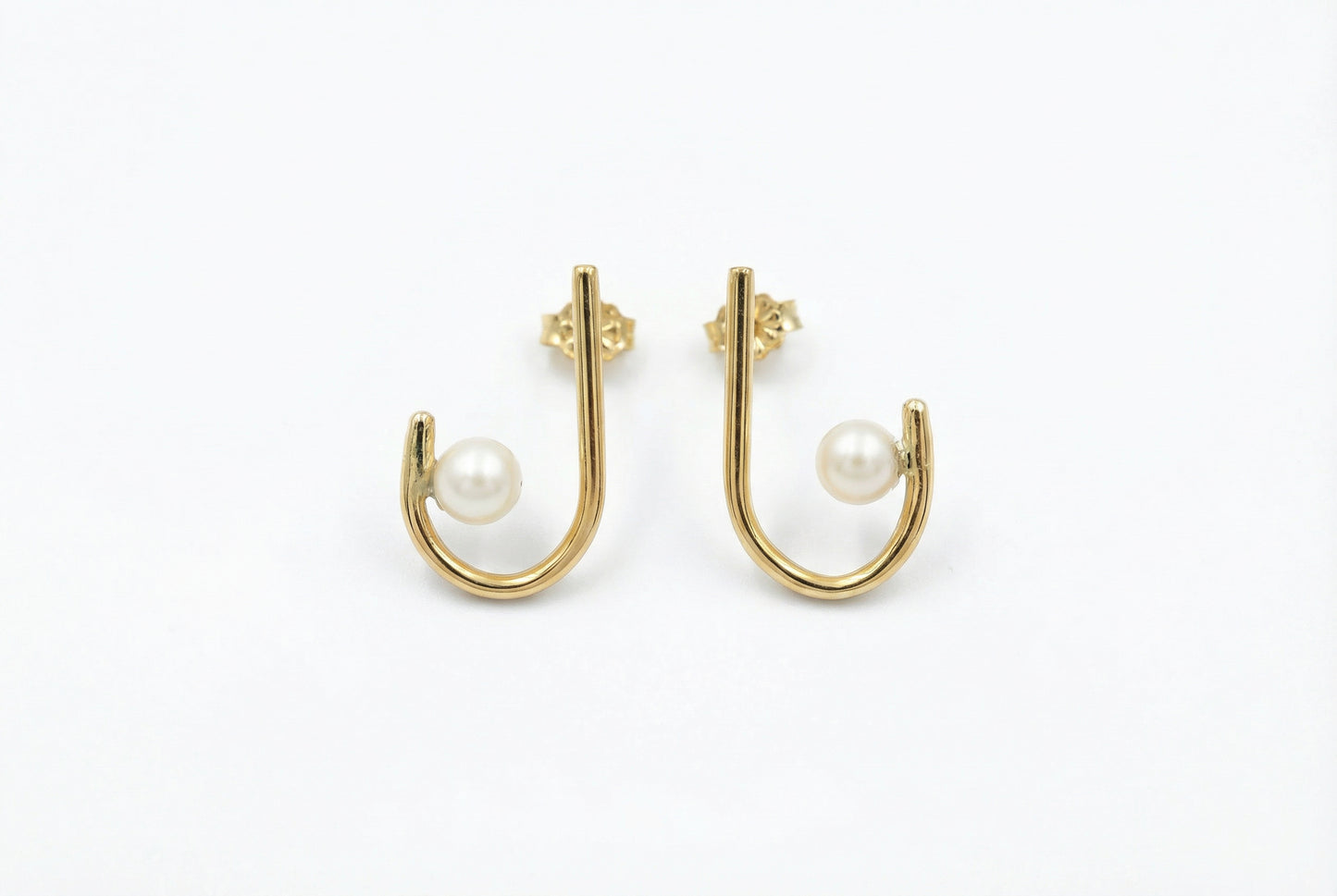 Σκουλαρίκια με Μαργαριτάρι Κ9 / Κ14