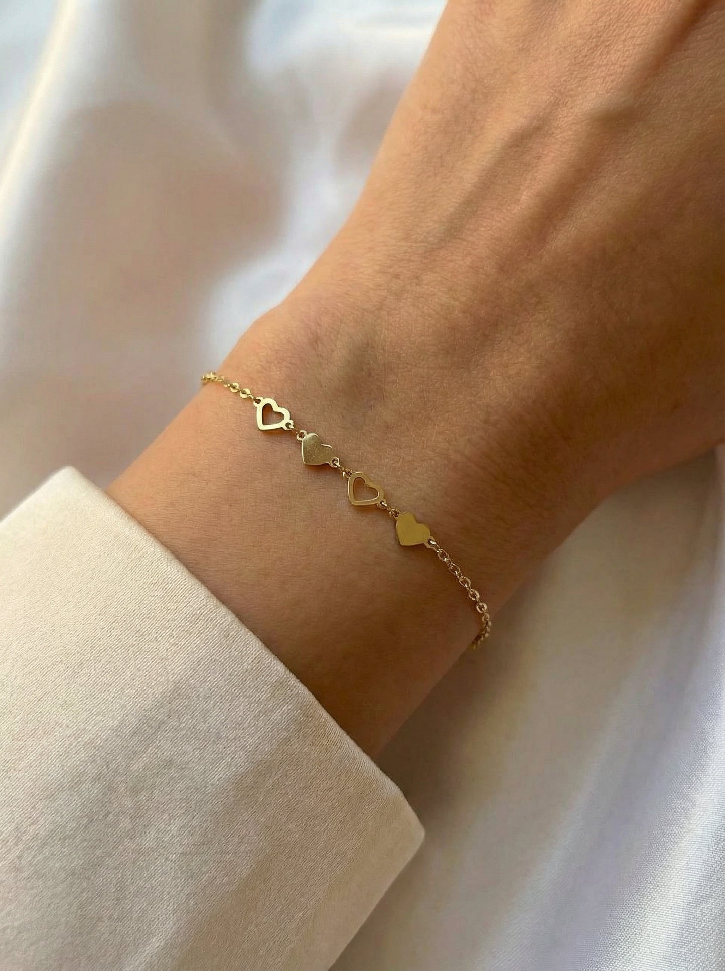 Βραχιόλι Καρδιές Κ9