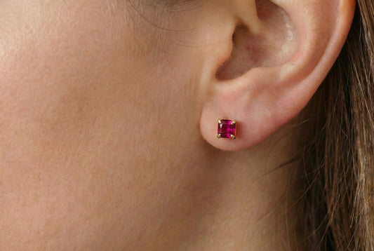 Σκουλαρίκια με Κόκκινο Ζιργκόν Κ14