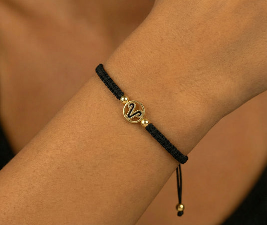 Βραχιόλι Αιγόκερως Μακραμέ K9