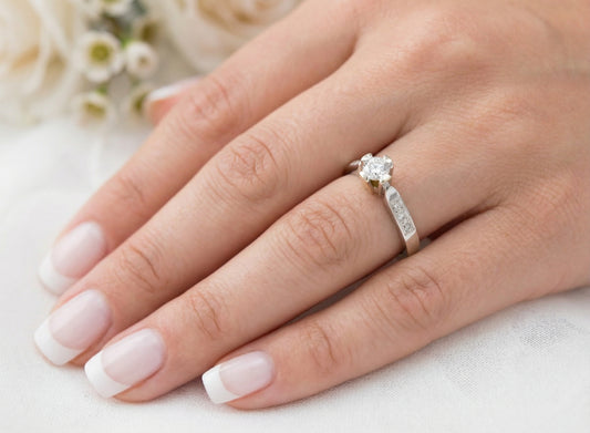 Μονόπετρο Δαχτυλίδι Λευκόχρυσο Κ14- ΜΑ069